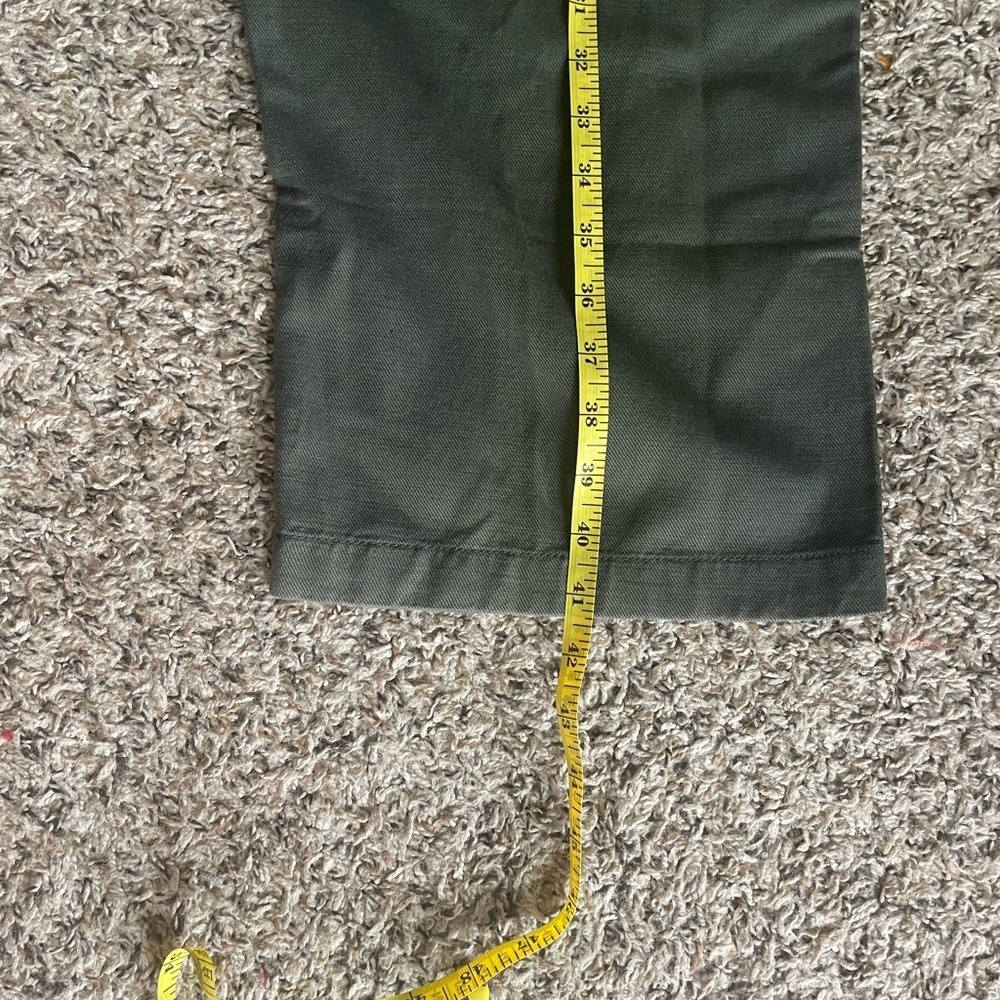 GAP Women’s Dark Olive Green Straight-Leg East Twill Pants - Picture 10 of 10